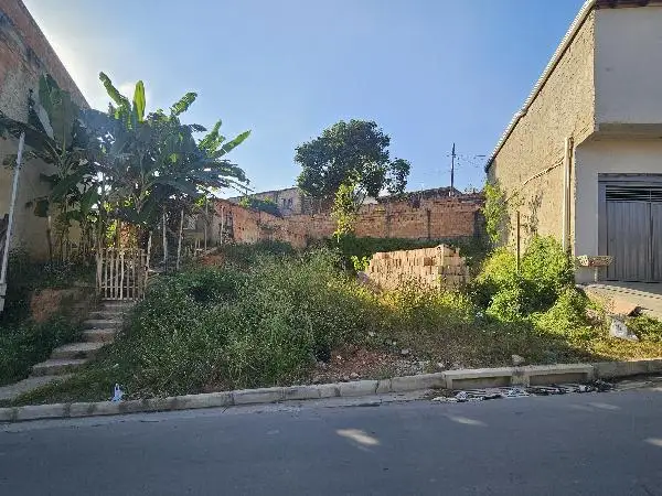 Terreno em leilão em Esmeraldas