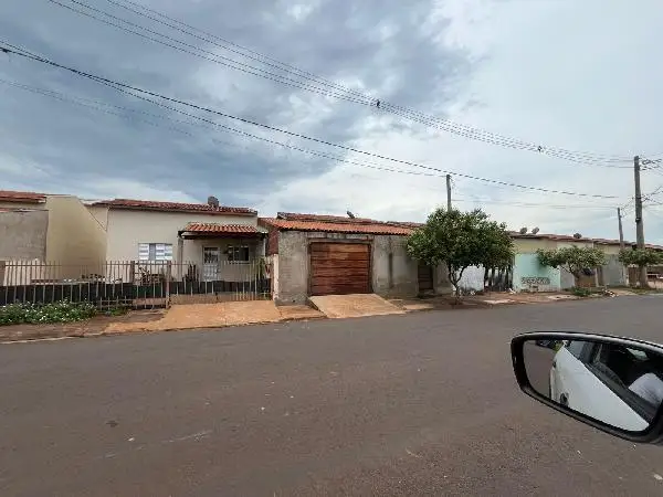 Casa em leilão em Nova Independência