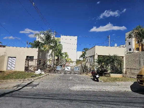 Imóvel em leilão - RUA ALDA SALOMAO RESENDE,N. 72 APTO. 102 BL 22, HENRIQUES - CEP: 33943-425, RIBEIRAO DAS NEVES - MINAS GERAIS