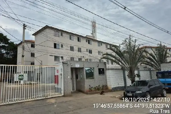 Apartamento em leilão em Esmeraldas