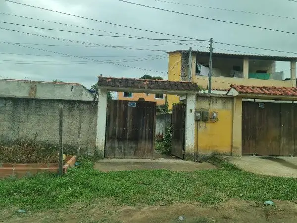 Casa em leilão em Magé