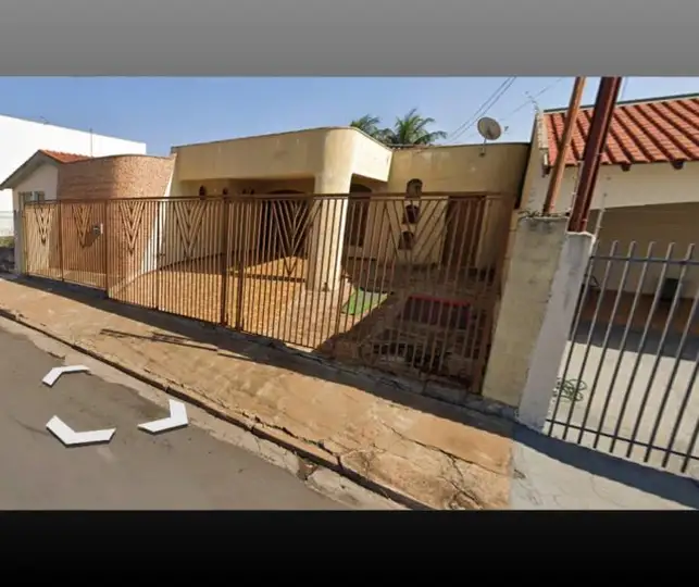 Casa em leilão em Assis