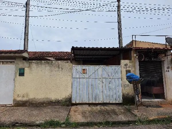 Imóvel em leilão - RUA CINCO, N. 2, CS 3, QD D,  LT ÁREA B, CABUCU, NOVA IGUACU, RJ