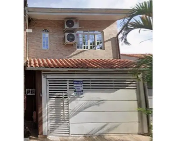 Residenciais em leilão em Poá