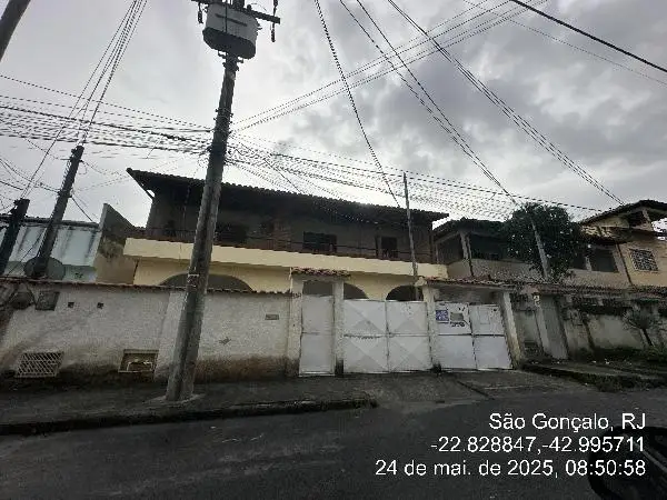 Apartamento em leilão em São Gonçalo
