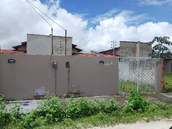 Imóvel em leilão - R JUVENAL SEMEAO, N. 579, CS B, PLANALTO DA GALILÉIA, HORIZONTE, CE