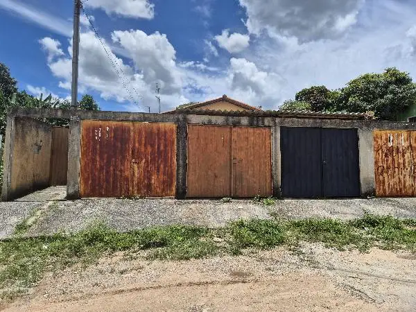 Imóvel em leilão - AVENIDA JEQUITIBA, N. 255, CS 04, QD 03, LT 15A, RECANTO DA MATA, ESMERALDAS, MG