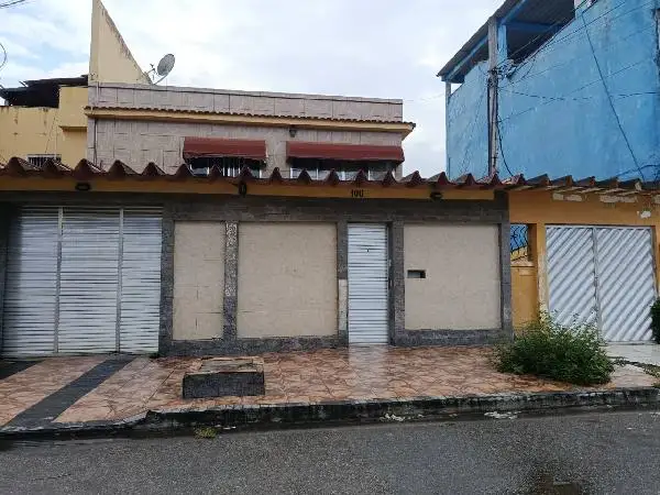 Casa em leilão em São João de Meriti