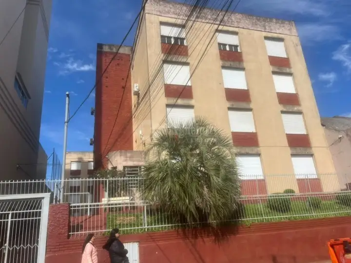 Leilão Judicial de Apartamento - Cruz