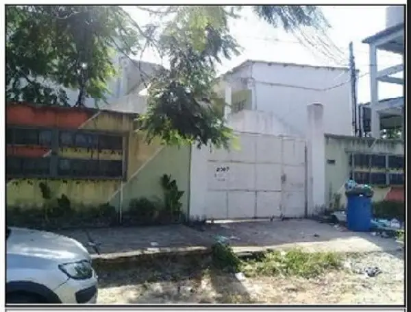 Imóvel em leilão - RUA ITAPERUNA, N. 307, CS 20, LT 31, QD 09, MARAMBAIA, SAO GONCALO, RJ