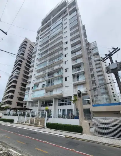 Apartamento em leilão em Guarujá