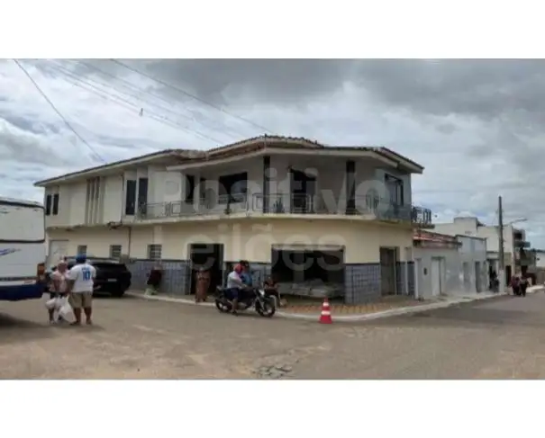 Diversos em leilão em Carira