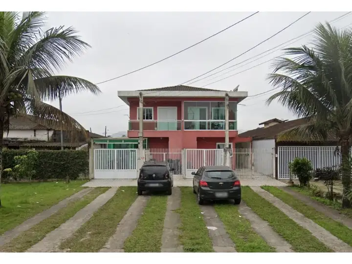 Casa em leilão em Praia Grande