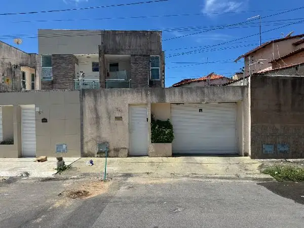 Casa em leilão em Eusébio