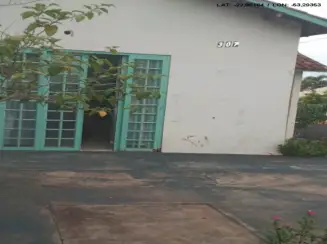Casa em leilão em Santa Cruz de Monte Castelo